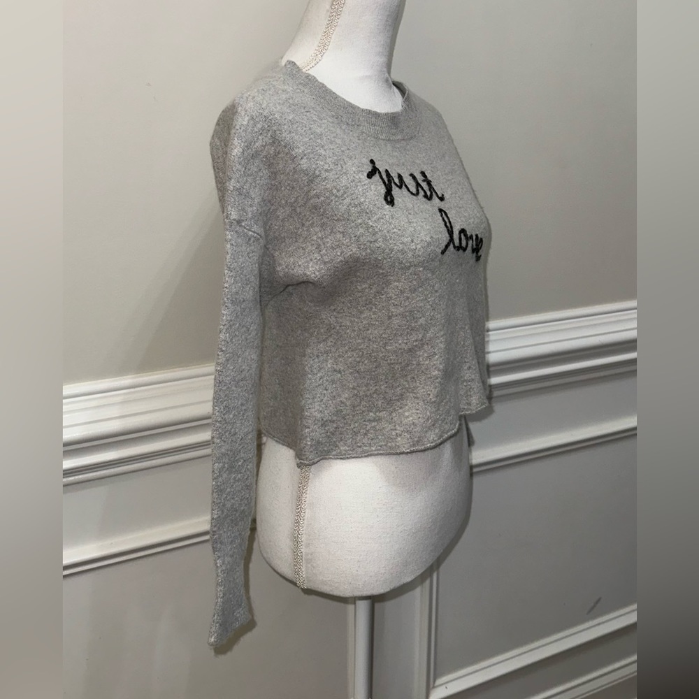 Blank Paige Gray Just Love Embroidered Crop Cashmere Wool Blend Sweater sz M - Picture 5 of 8